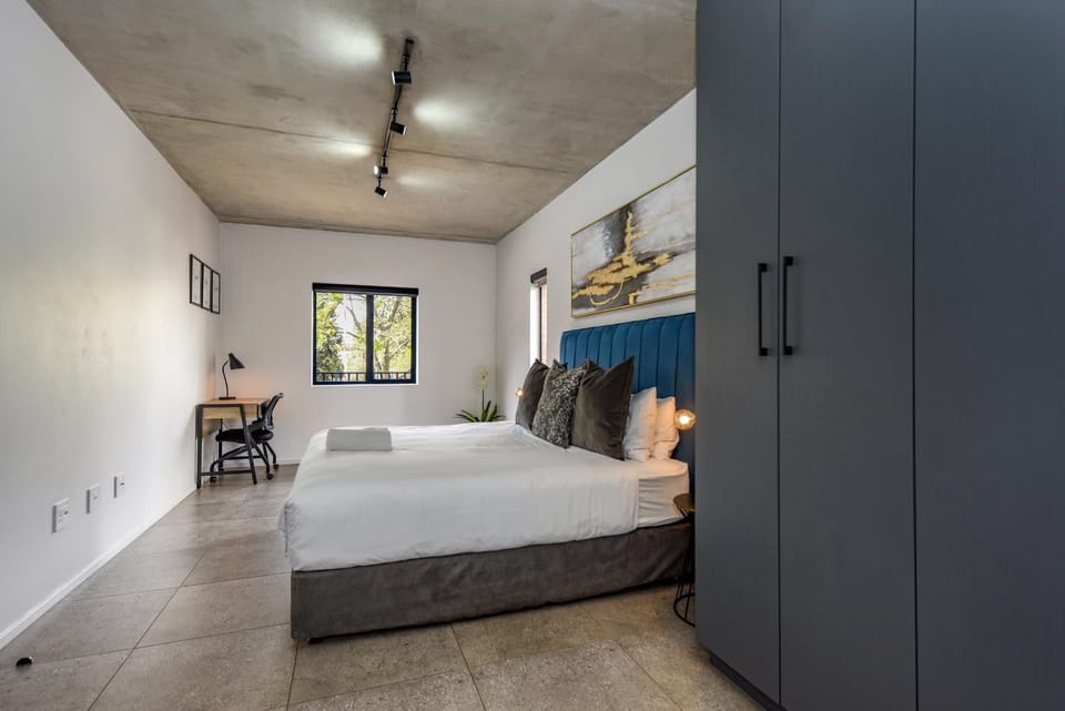 Hyde Park House 29 Apartment in Sandton