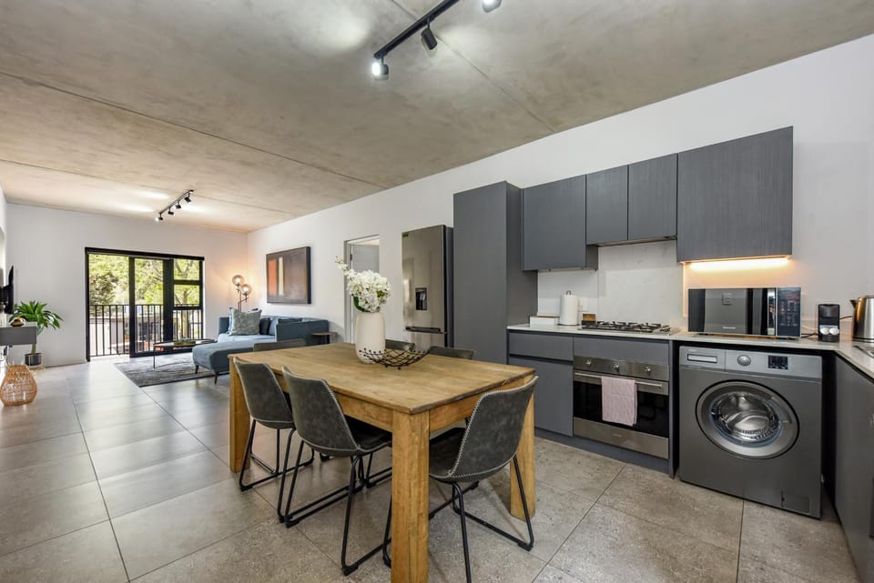Hyde Park House 29 Apartment in Sandton