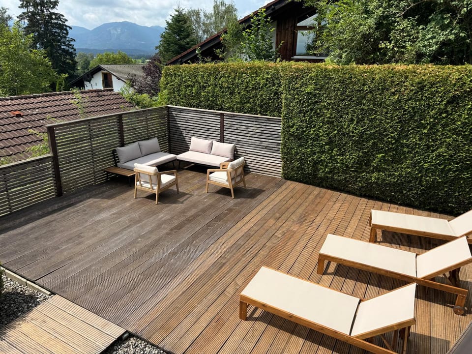 ღLIBORIA I Als Gruppe in Uffing I 4 min zum See I Sauna Apartment in Murnau am Staffelsee