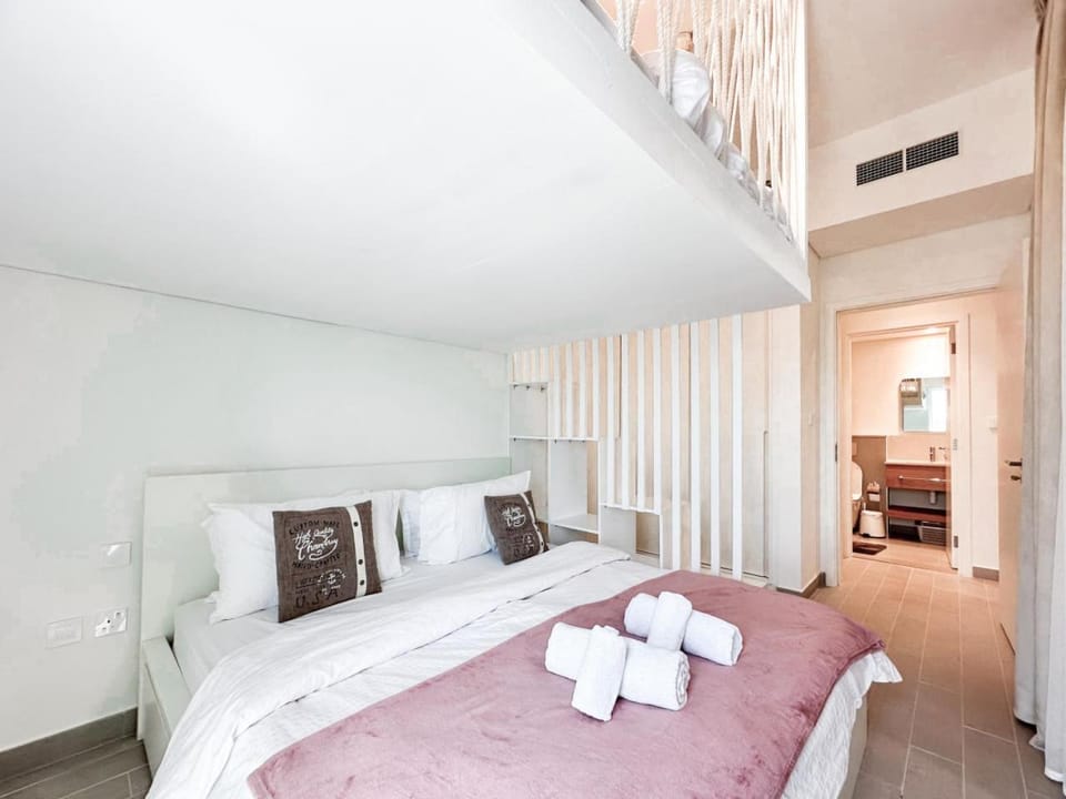 Cozy 1 Bedroom in Golfville Dubai Hills Apartment in Dubai