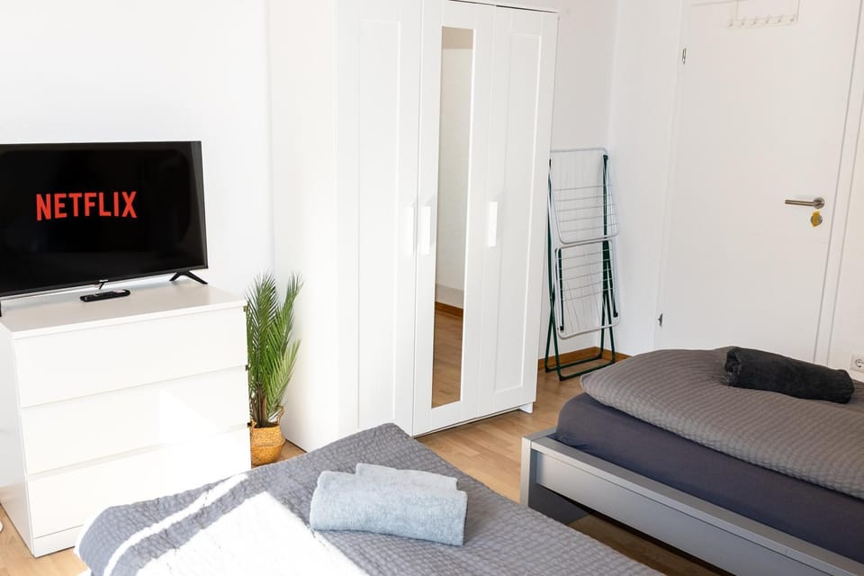 TV and multimedia, Photo of the whole room