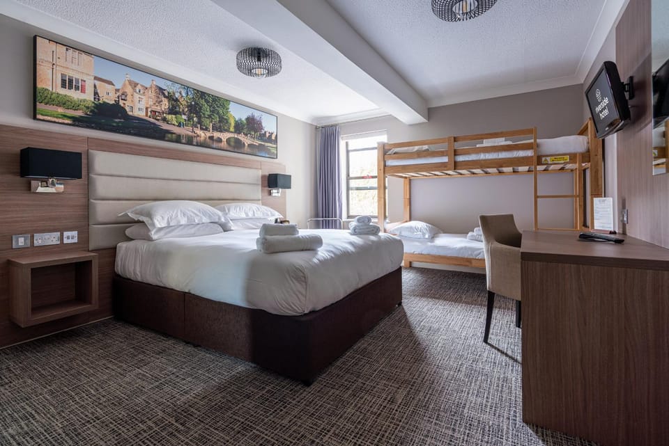 Bed, Bedroom, bunk bed