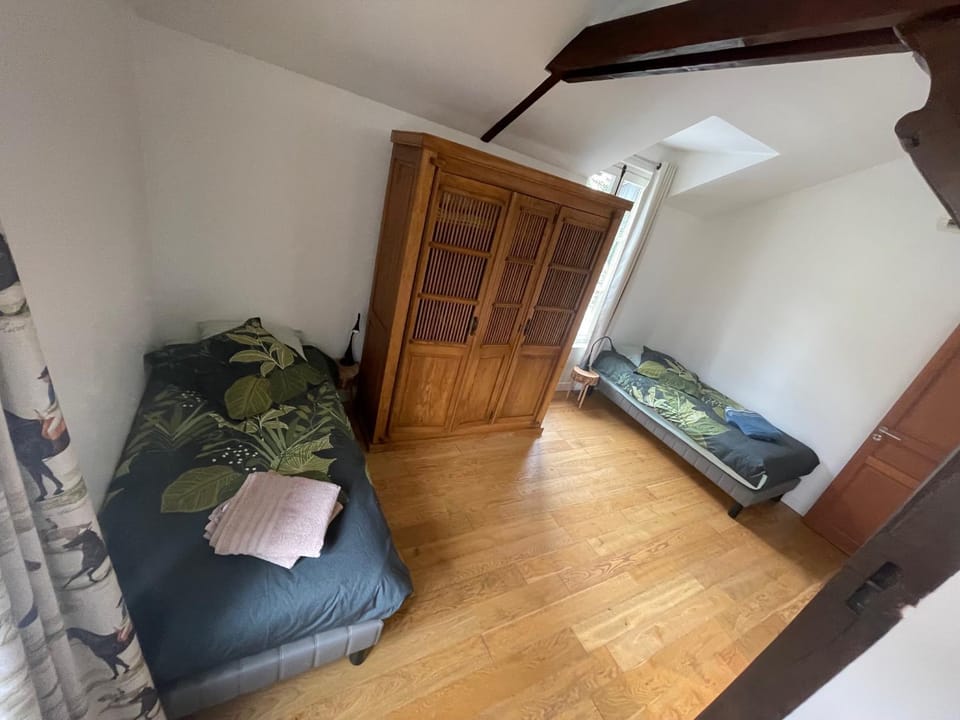 200 M2 Dreamhouse for 10 with private pool and garden in beautiful park Villa in Lagny-sur-Marne