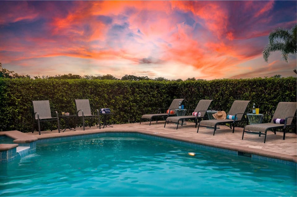 Villa w pool & game room House in Four Corners