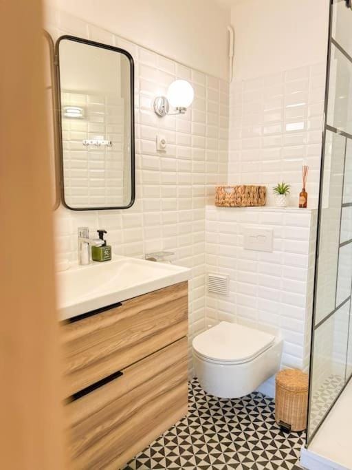 Joli T2 à deux pas des plages Six-Fours Sanary Apartment in Sanary-sur-Mer