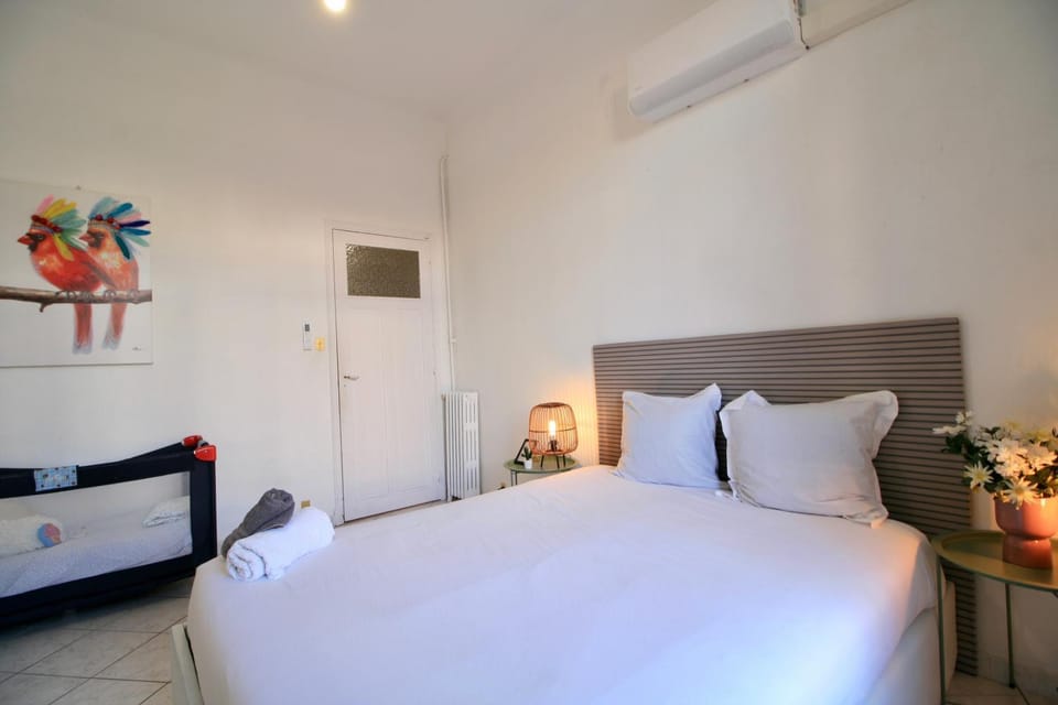 Grand appartement idéalement placé près du stade Vélodrome Apartment in Marseille