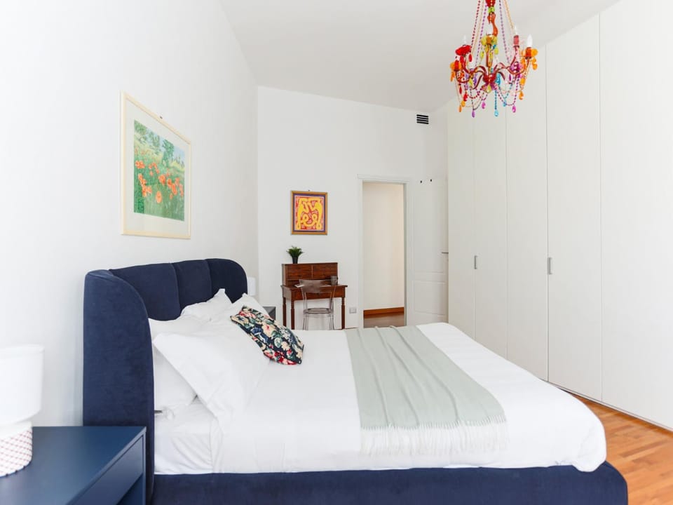 Bed, Photo of the whole room, Bedroom, wardrobe