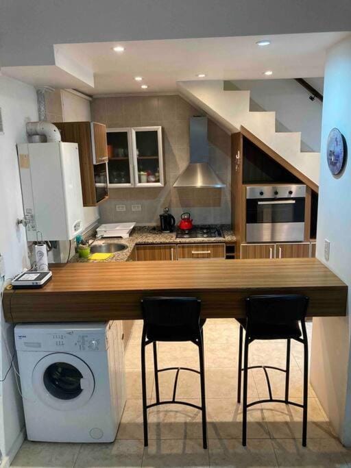Departamento en doble planta con patio y parrilla! Apartment in Mar del Plata