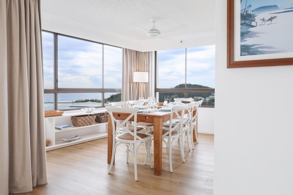 Royal Palms Uninterrupted Views Apartment in Palm Beach