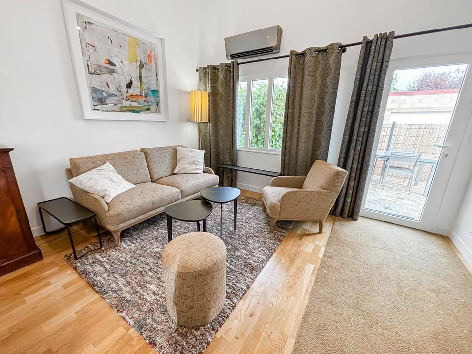 Day, TV and multimedia, Living room, Garden view, Parking, pet friendly