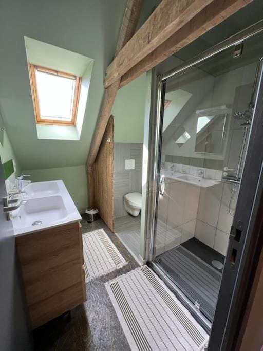 Grand gîte sauna et bain bouillonnant 15 pers House in Hauts-de-France