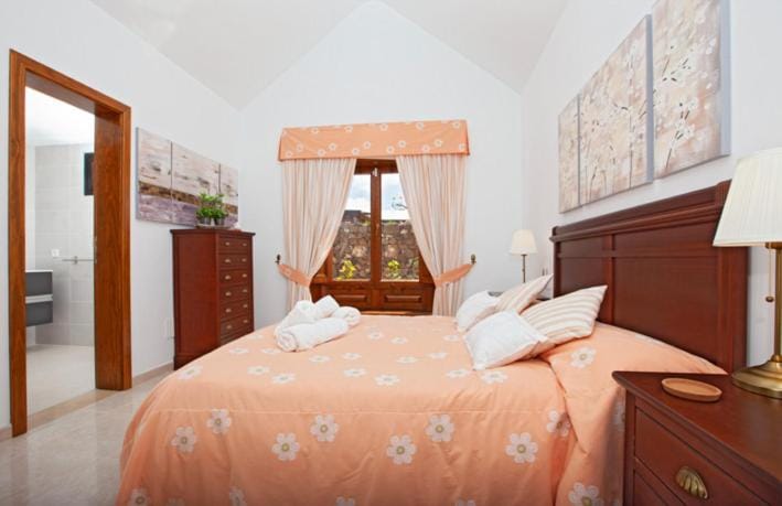 Adult only Villa Montana by Lanzarote Leisure Villas Villa in Puerto del Carmen