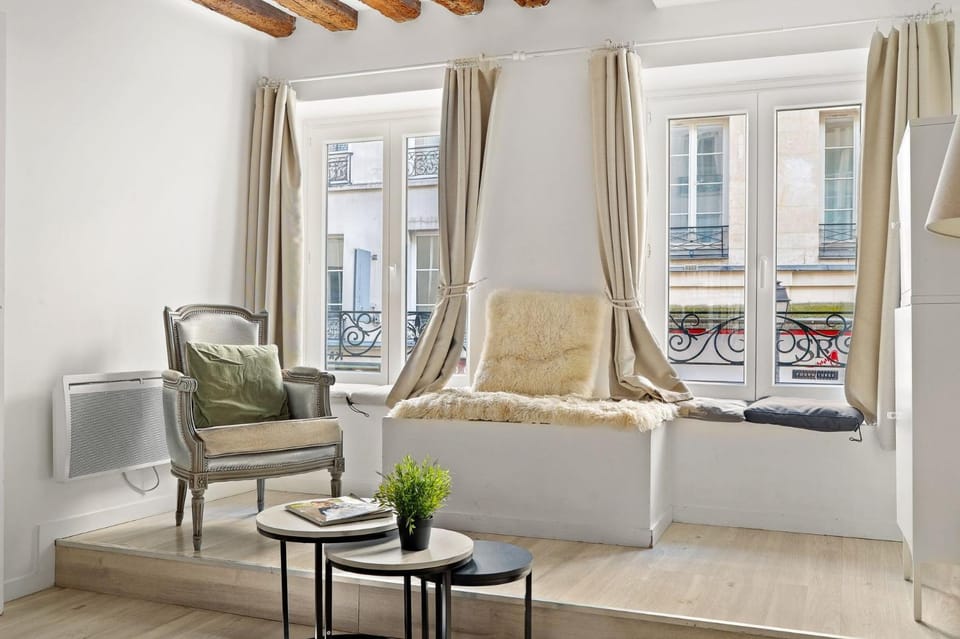 Bluestay 112 - Élégant Appartement à Paris Apartment in Paris