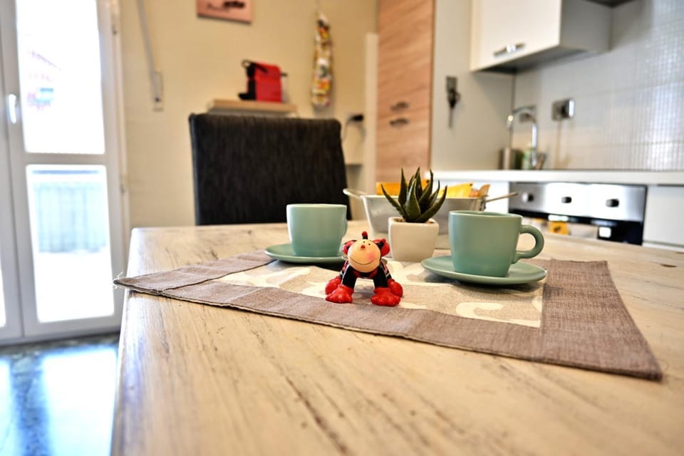 oven, kitchen