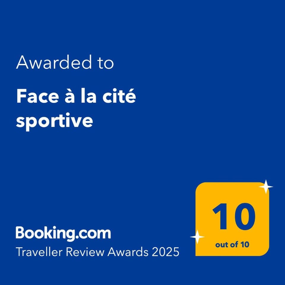 Face à la cité sportive Apartment in Tangier