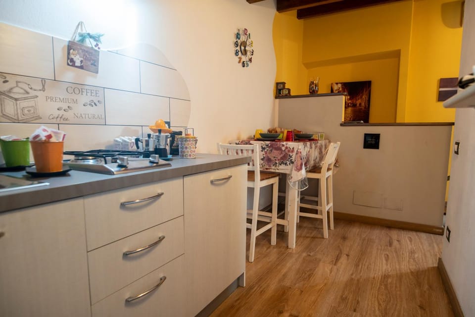 Seating area, Breakfast, kitchen