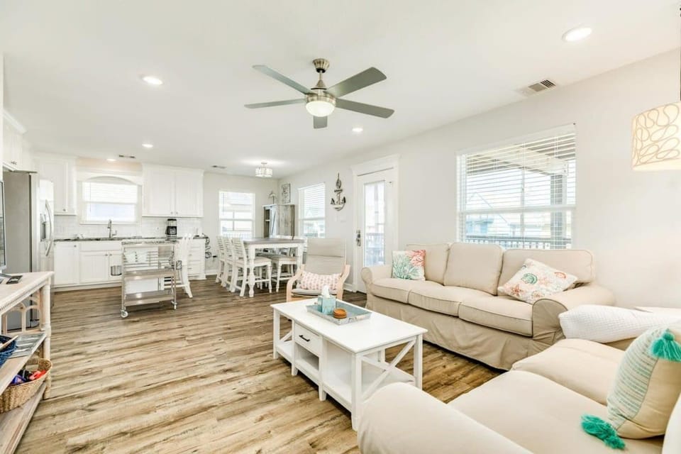 Seaside Sanctuary - Adorable Beach A-Frame, Decks! House in Surfside Beach