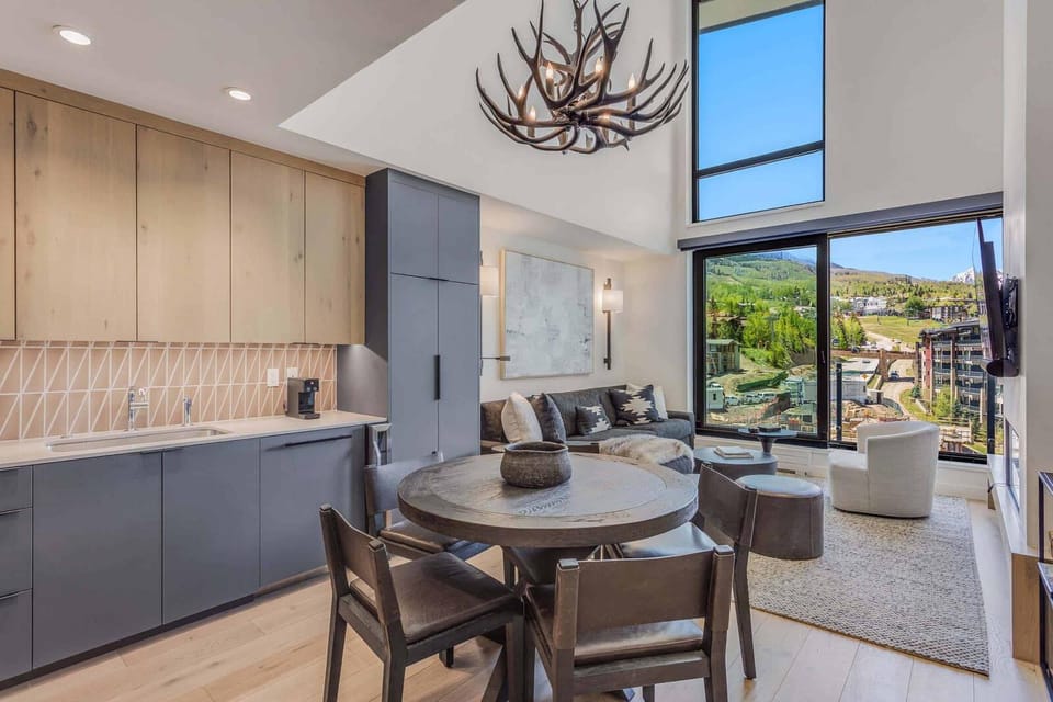 Electric Pass Lodge 607 by Snowmass Mountain Lodging Apartment in Snowmass Village