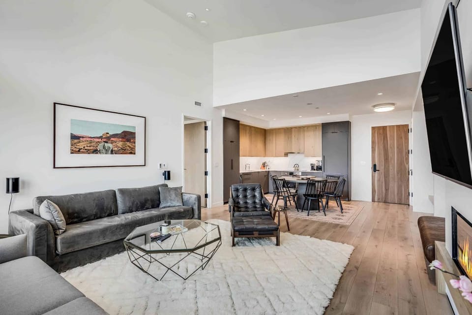Electric Pass Lodge 604 by Snowmass Mountain Lodging Apartment in Snowmass Village