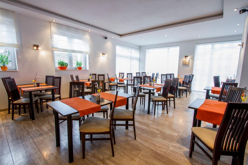Restaurant/places to eat, Breakfast