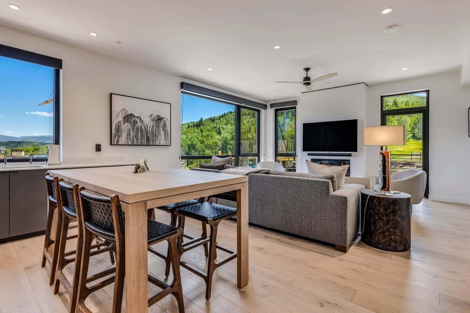 Electric Pass Lodge 508 by Snowmass Mountain Lodging Apartment in Snowmass Village