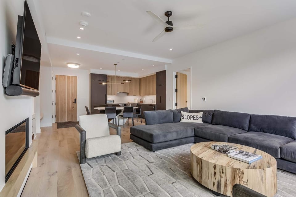 Electric Pass Lodge 503 by Snowmass Mountain Lodging Apartment in Snowmass Village