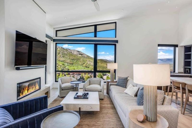 Electric Pass Lodge 502 by Snowmass Mountain Lodging Apartment in Snowmass Village