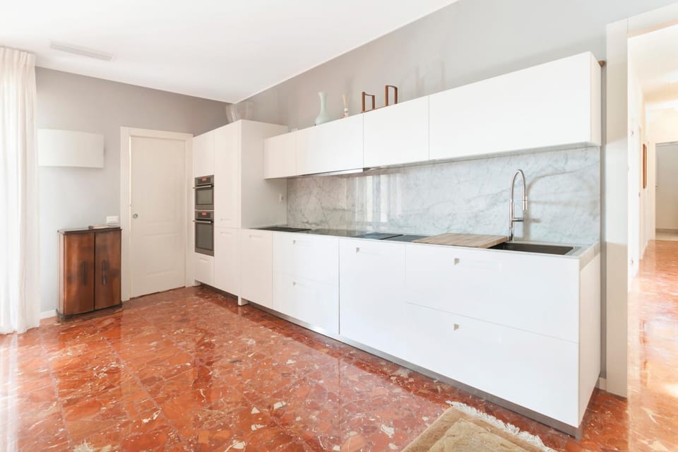 Centro storico grande casa moderna Apartment in Verona