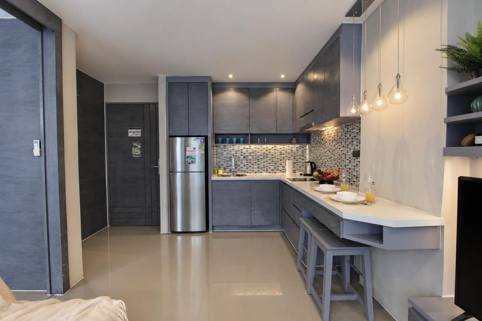 1BDR Rooftop bar The biggest gym Spa centre Apartment in Kamala
