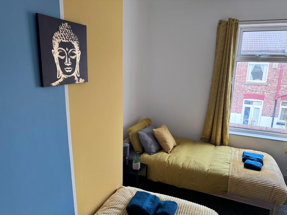 Bed, Decorative detail, Bedroom