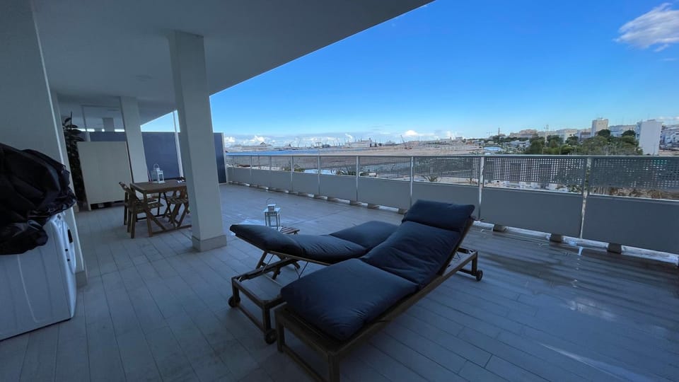 Balcony/Terrace, Balcony/Terrace