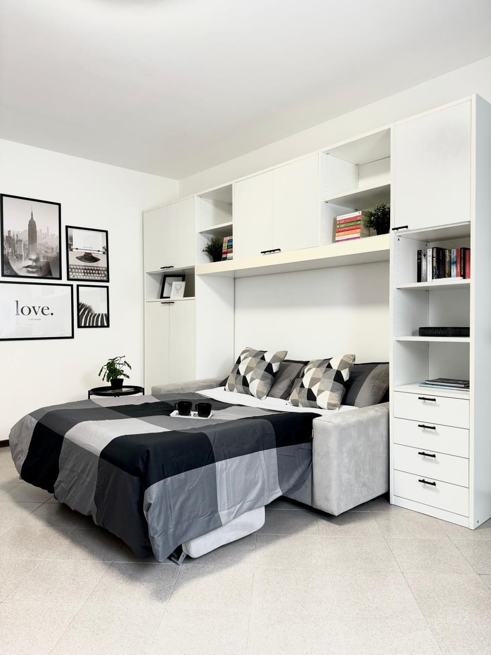 Bed, Living room, Bedroom, wardrobe
