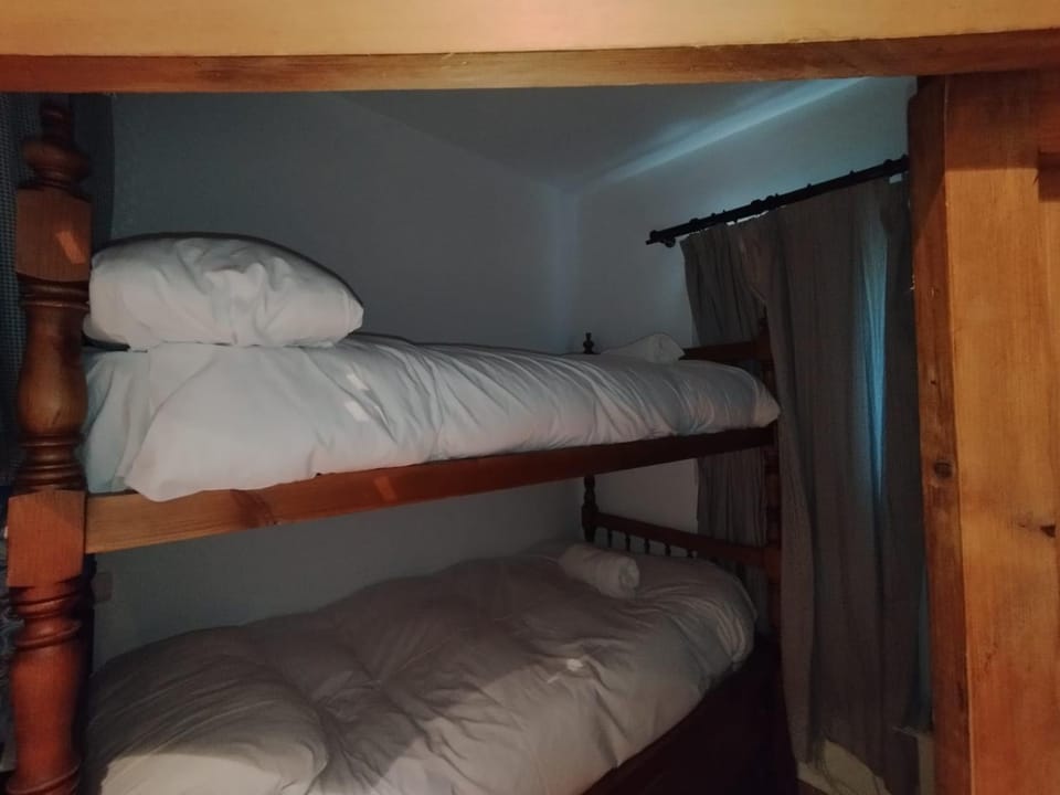 bunk bed