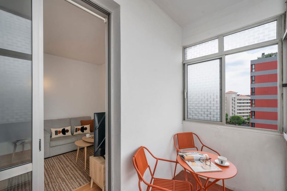 View (from property/room), Balcony/Terrace, Living room, Seating area
