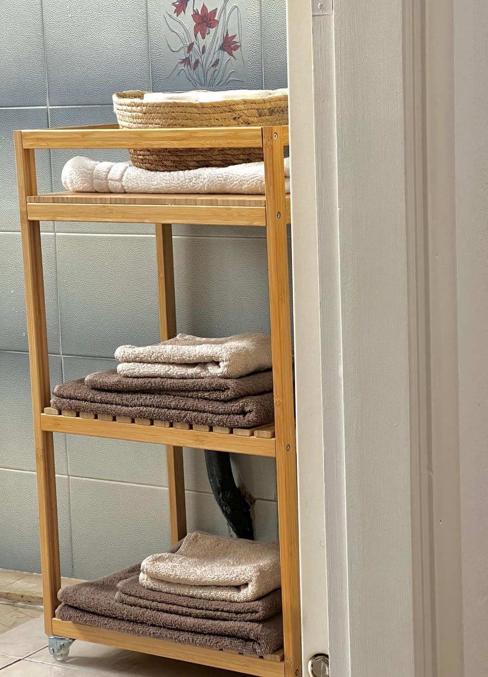 Bathroom, towels