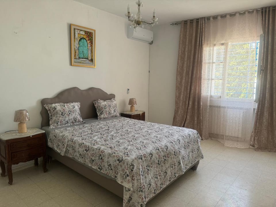 Bedroom, heating, air conditioner