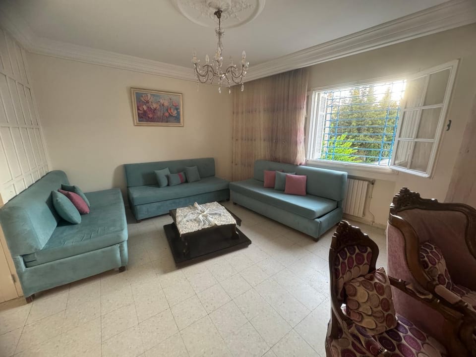 Living room, Seating area