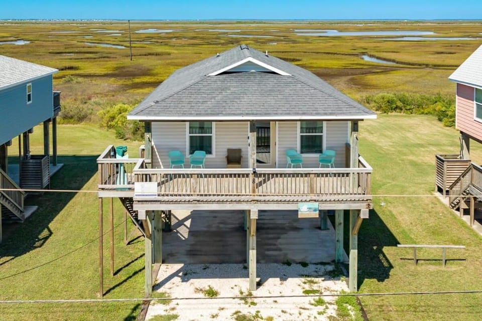 Ocean Pearl - Ultimate Beach & Boat Watch Escape! House in Surfside Beach