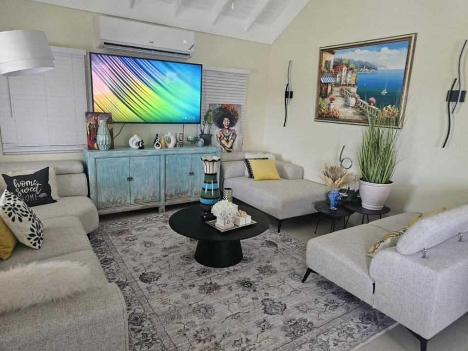 Choose To Be Happy at The Crest Richmond Estates Villa #984 3-BR w Pool House in St. Ann Parish