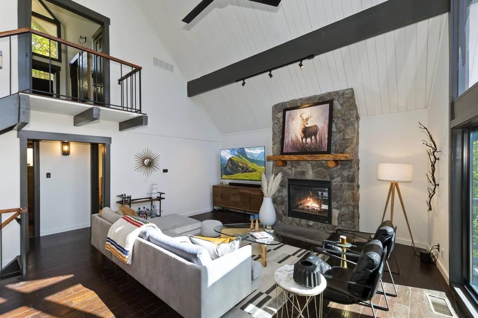 North Bay Chalet Views House in Lake Arrowhead