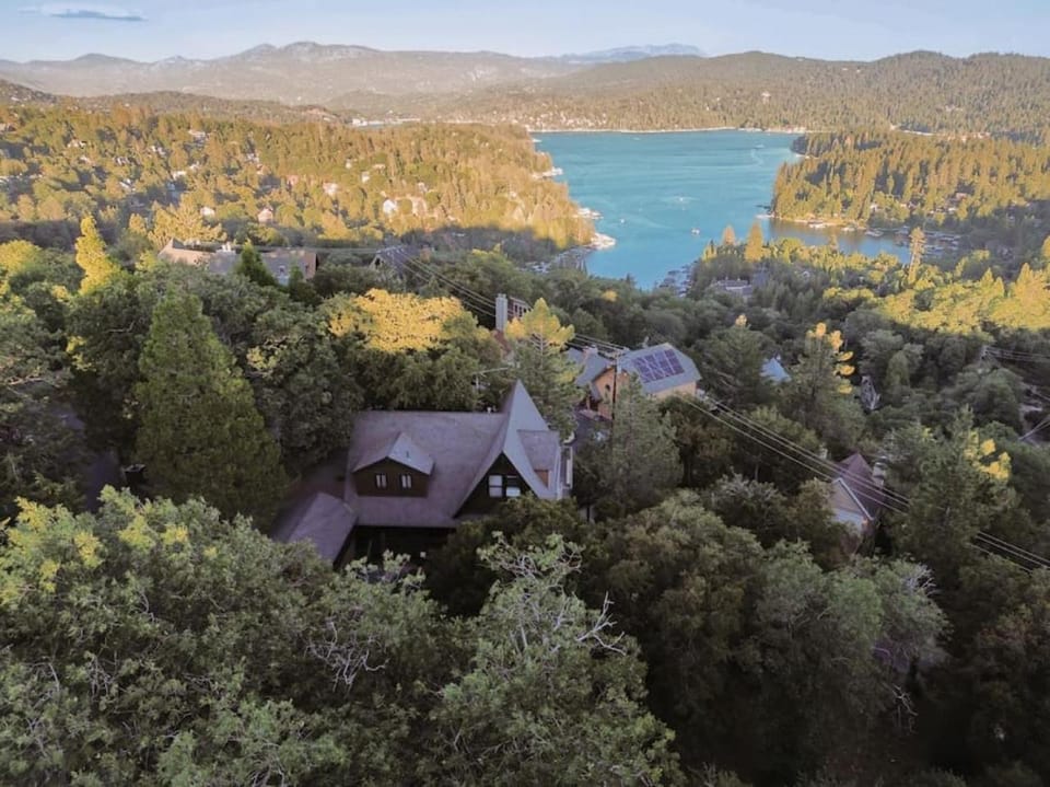 Lake Arrowhead Matterhorn Views House in Lake Arrowhead