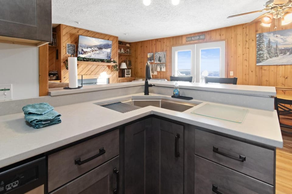 Stemwinder 5 Spacious townhome Short Distance to Powder Monkey Lift House in Snowshoe