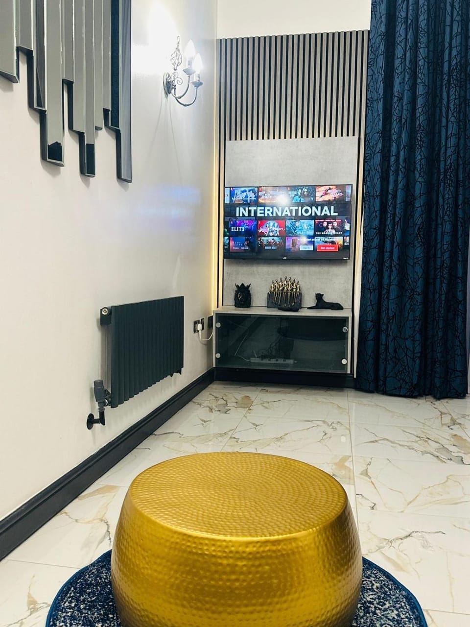 Communal lounge/ TV room, TV and multimedia