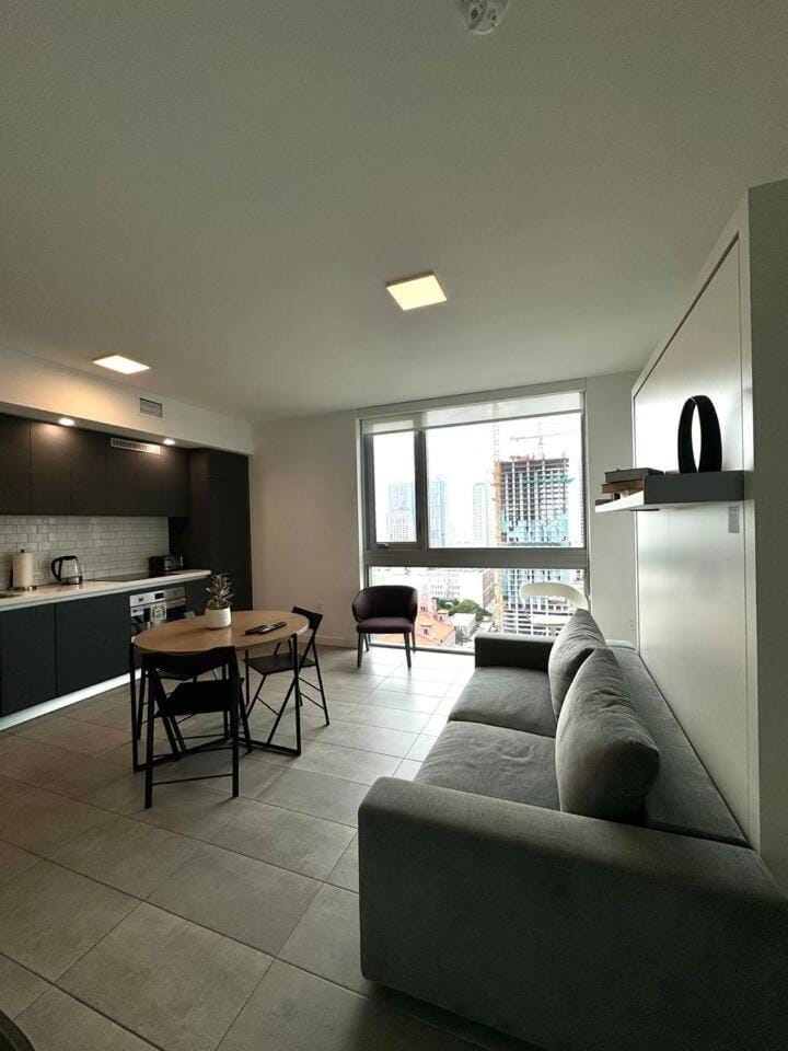 2 bedrooms Design Condo Downtown Miami Pool and Gym House in Miami