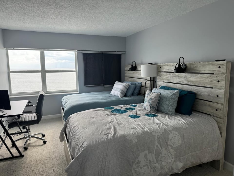 Water Front Condo - Lido Beach Apartment in Lido Key