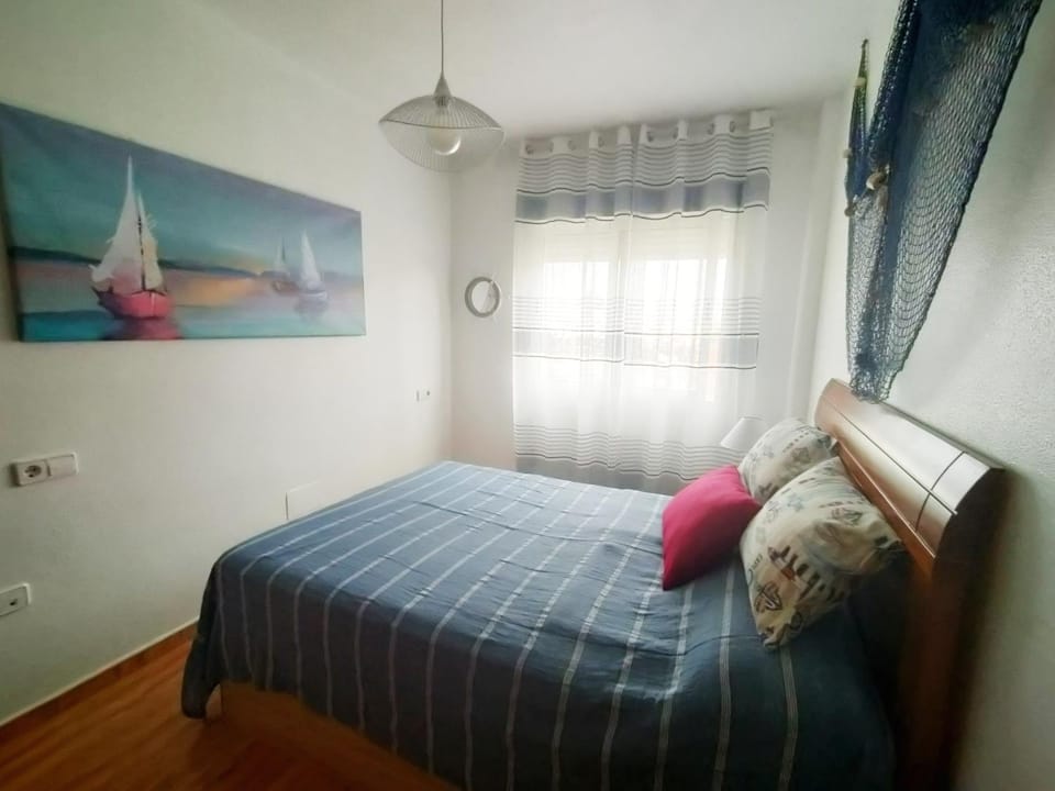LA8 2 bedroom top floor sunny apartment close to beach Apartment in Los Alcázares