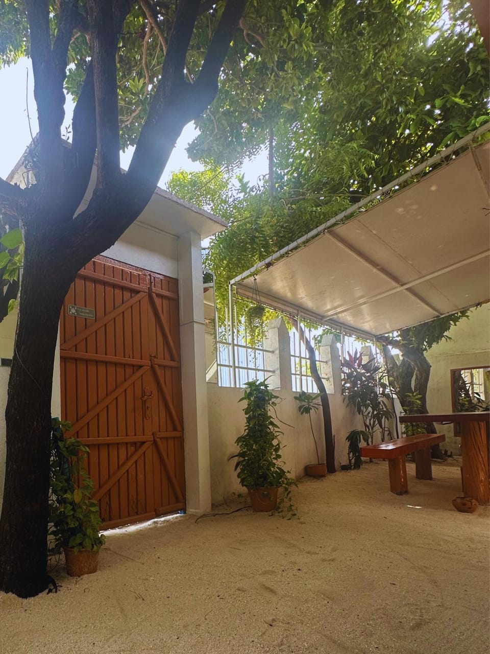 Property building, Facade/entrance