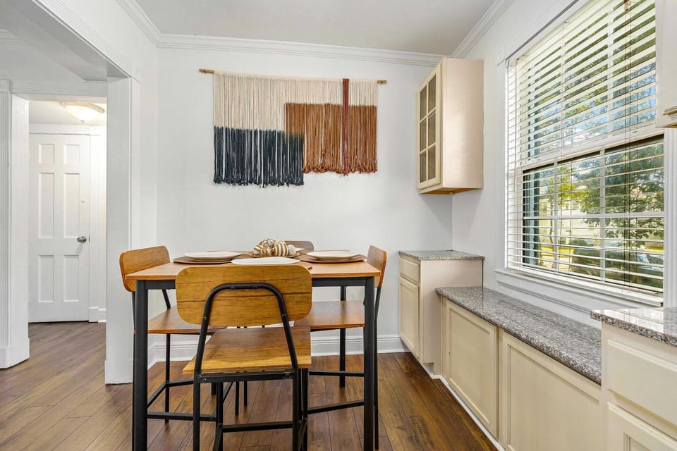 Pet-Friendly Mobile Condo ~ 4 Mi to Downtown! House in Mobile