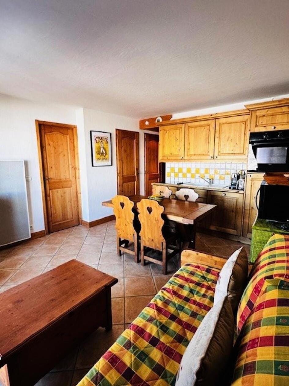 Résidence Saint Bernard - Appartement de charme pour 6 personnes, dans une résidence skis aux pieds avec accès piscine et parking privé dans le village du MAE-8971 Apartment in Landry