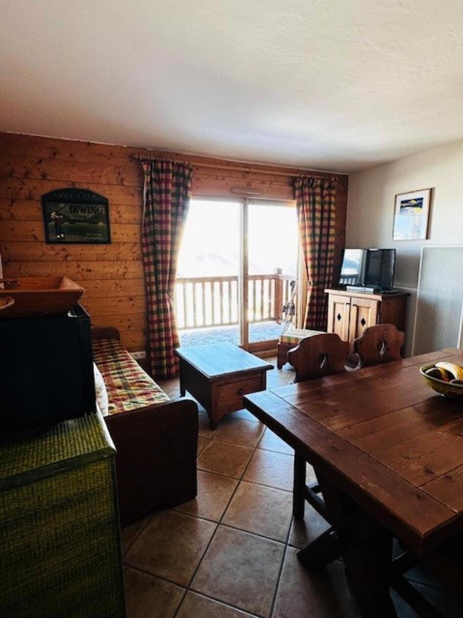 Résidence Saint Bernard - Appartement de charme pour 6 personnes, dans une résidence skis aux pieds avec accès piscine et parking privé dans le village du MAE-8971 Apartment in Landry